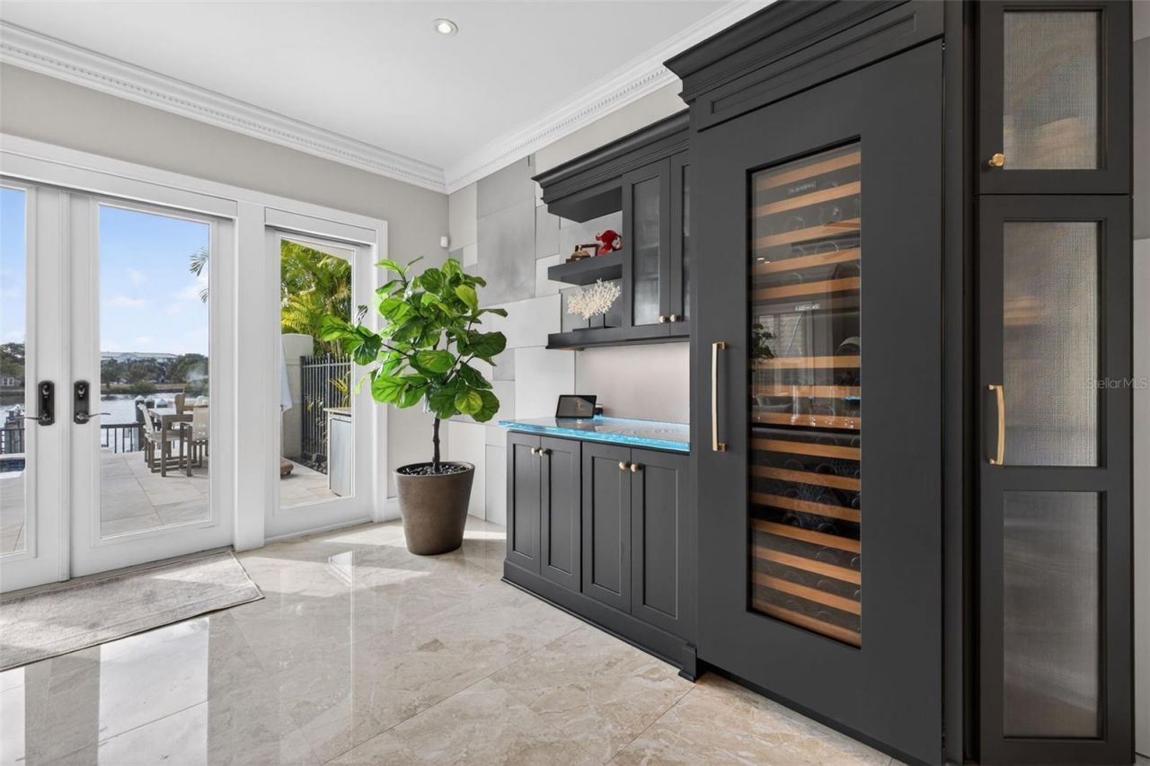 1009 Royal Pass Road, Tampa, FL 33602 Photo