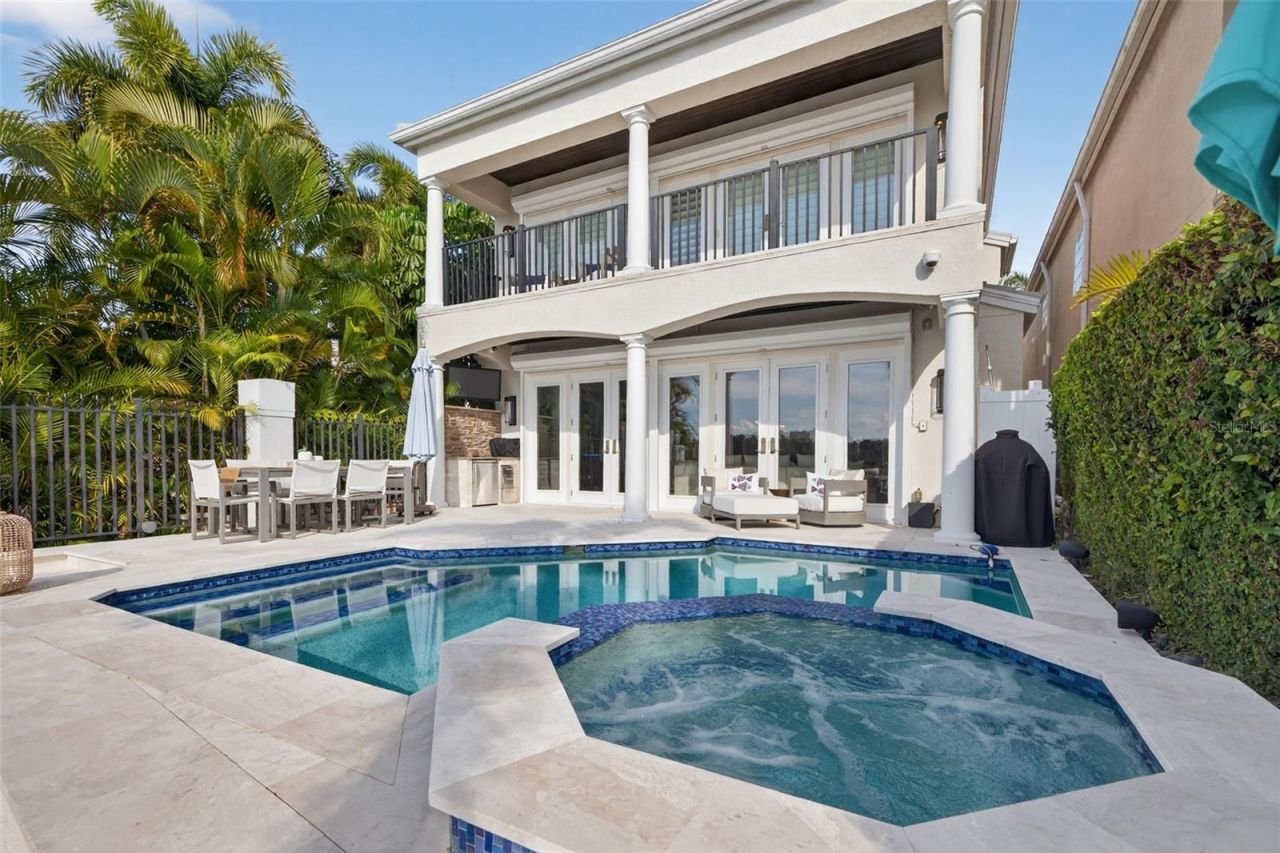 1009 Royal Pass Road, Tampa, FL 33602 Photo