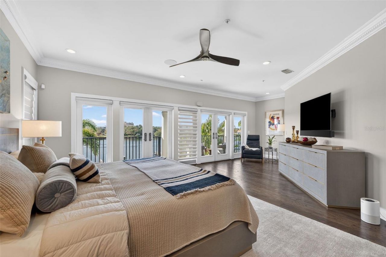 1009 Royal Pass Road, Tampa, FL 33602 Photo