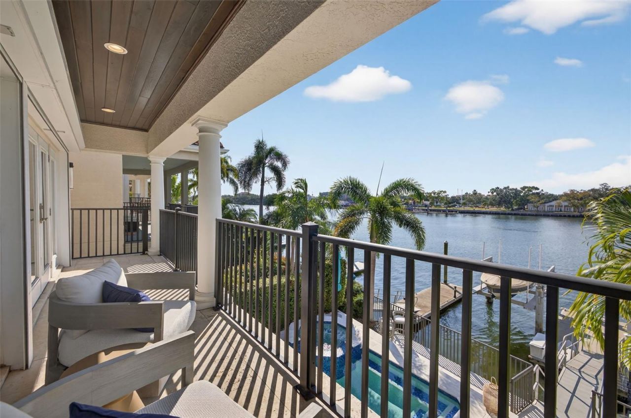 1009 Royal Pass Road, Tampa, FL 33602 Photo