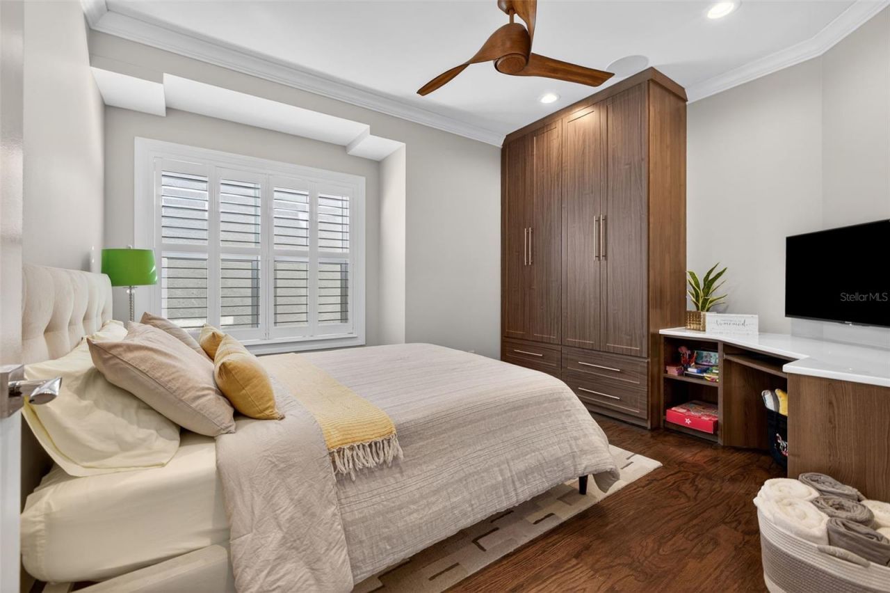 1009 Royal Pass Road, Tampa, FL 33602 Photo