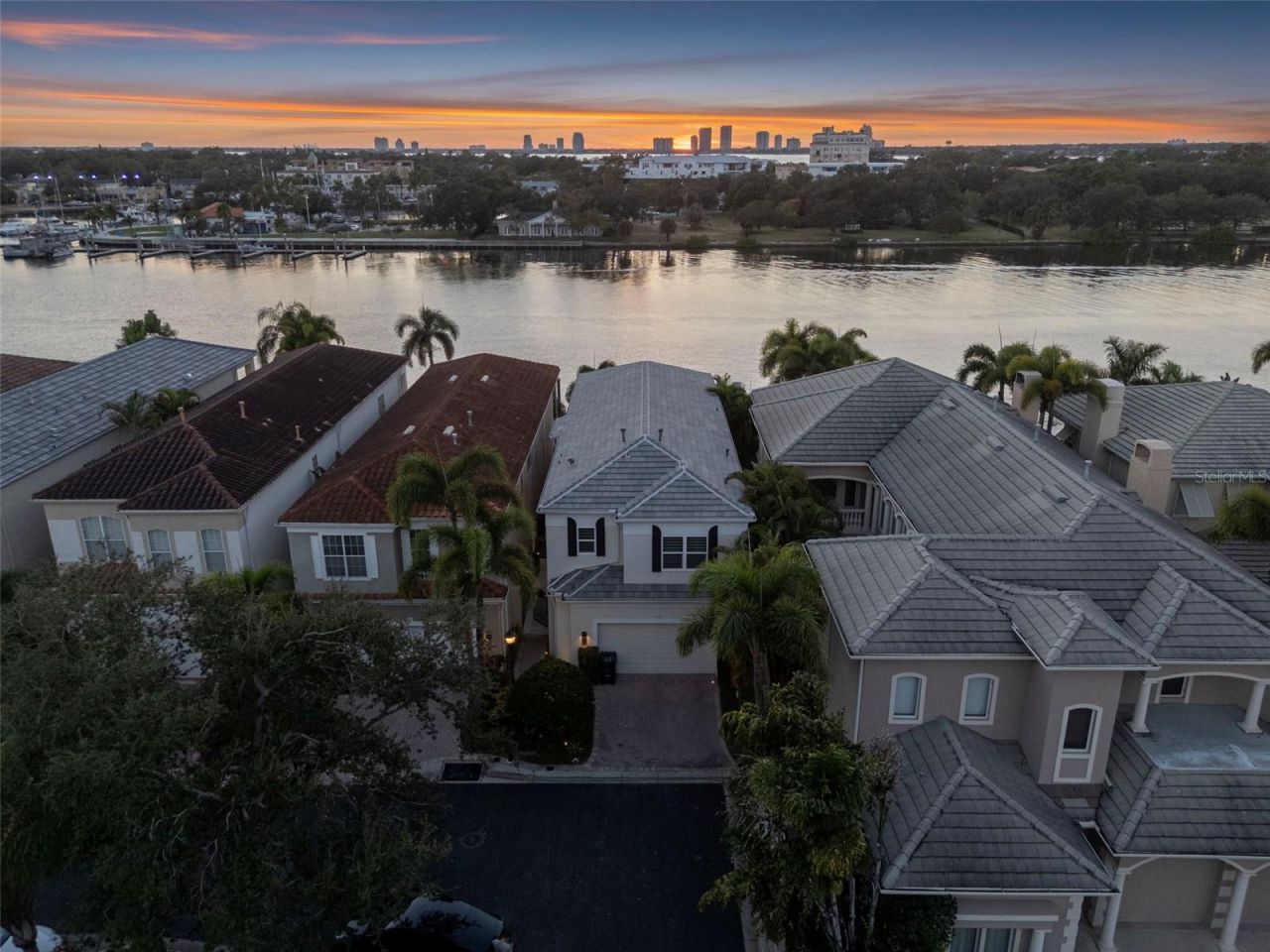 1009 Royal Pass Road, Tampa, FL 33602 Photo