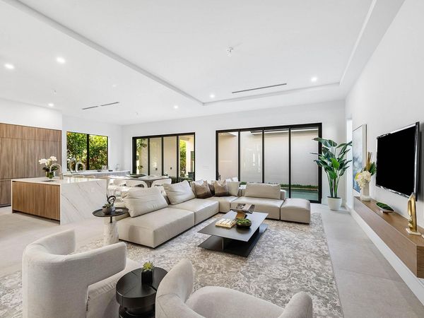 222 SE 5th Street, Delray Beach, FL 33483