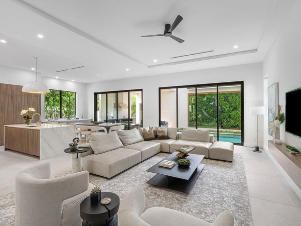 222 SE 5th Street, Delray Beach, FL 33483