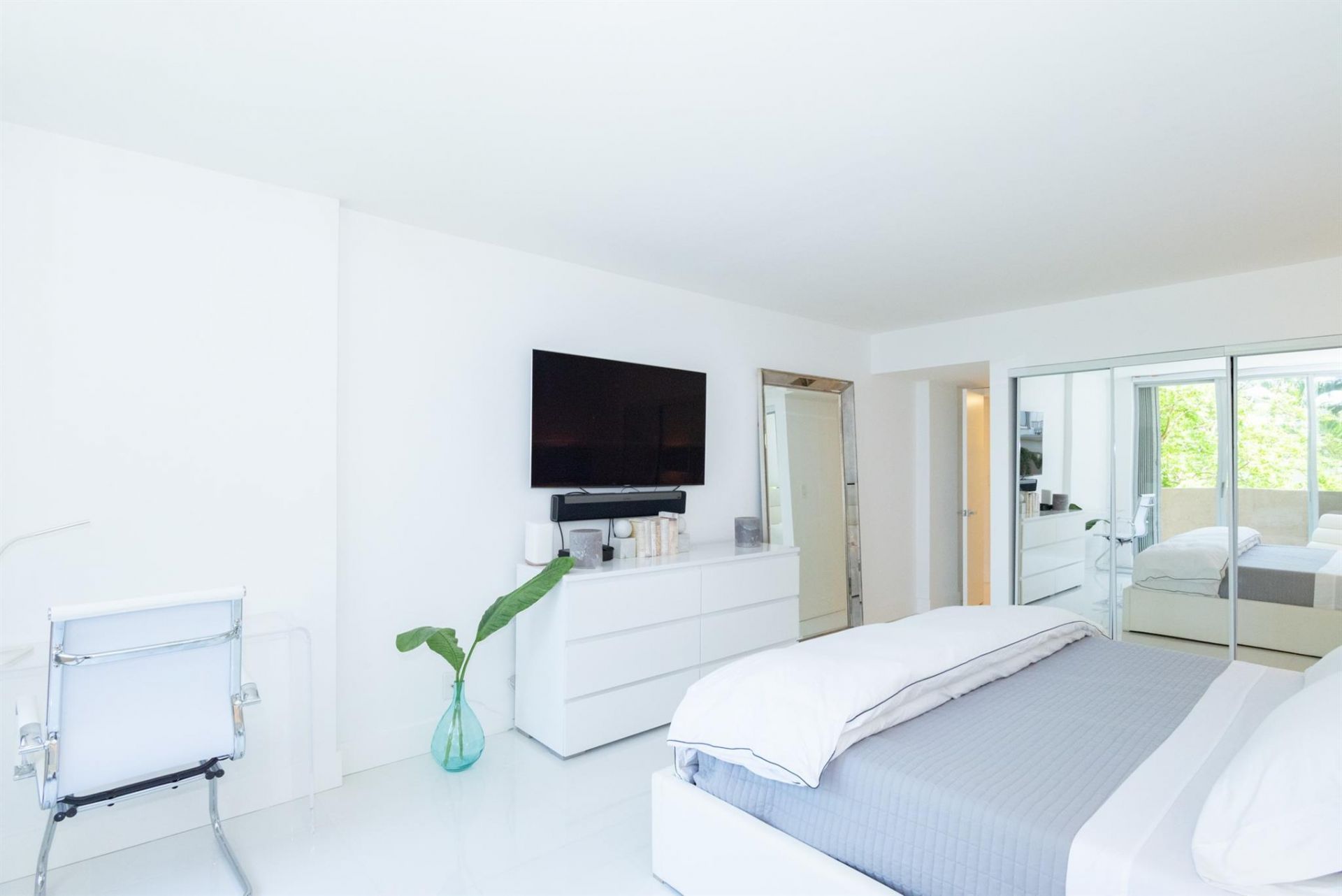 3581 S Ocean Boulevard, Unit 2b, Palm Beach, FL 33480 Photo