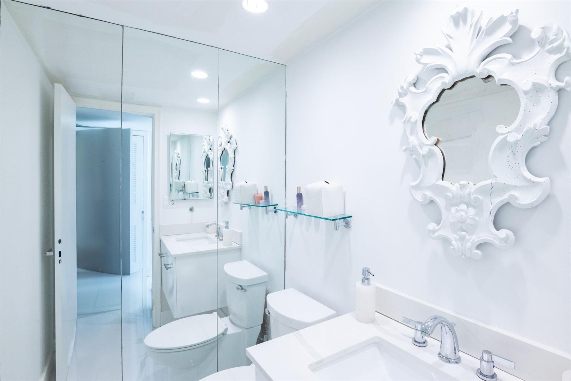 3581 S Ocean Boulevard, Unit 2b, Palm Beach, FL 33480 Photo