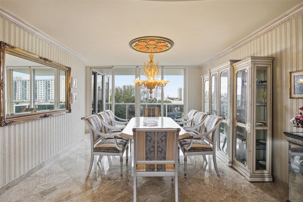 19111 Collins Ave, Unit 505, Sunny Isles Beach, FL 33160 Photo