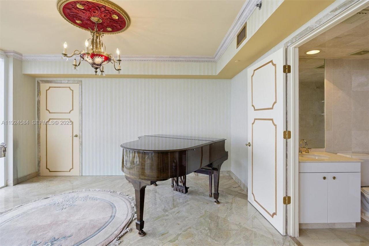 19111 Collins Ave, Unit 505, Sunny Isles Beach, FL 33160 Photo