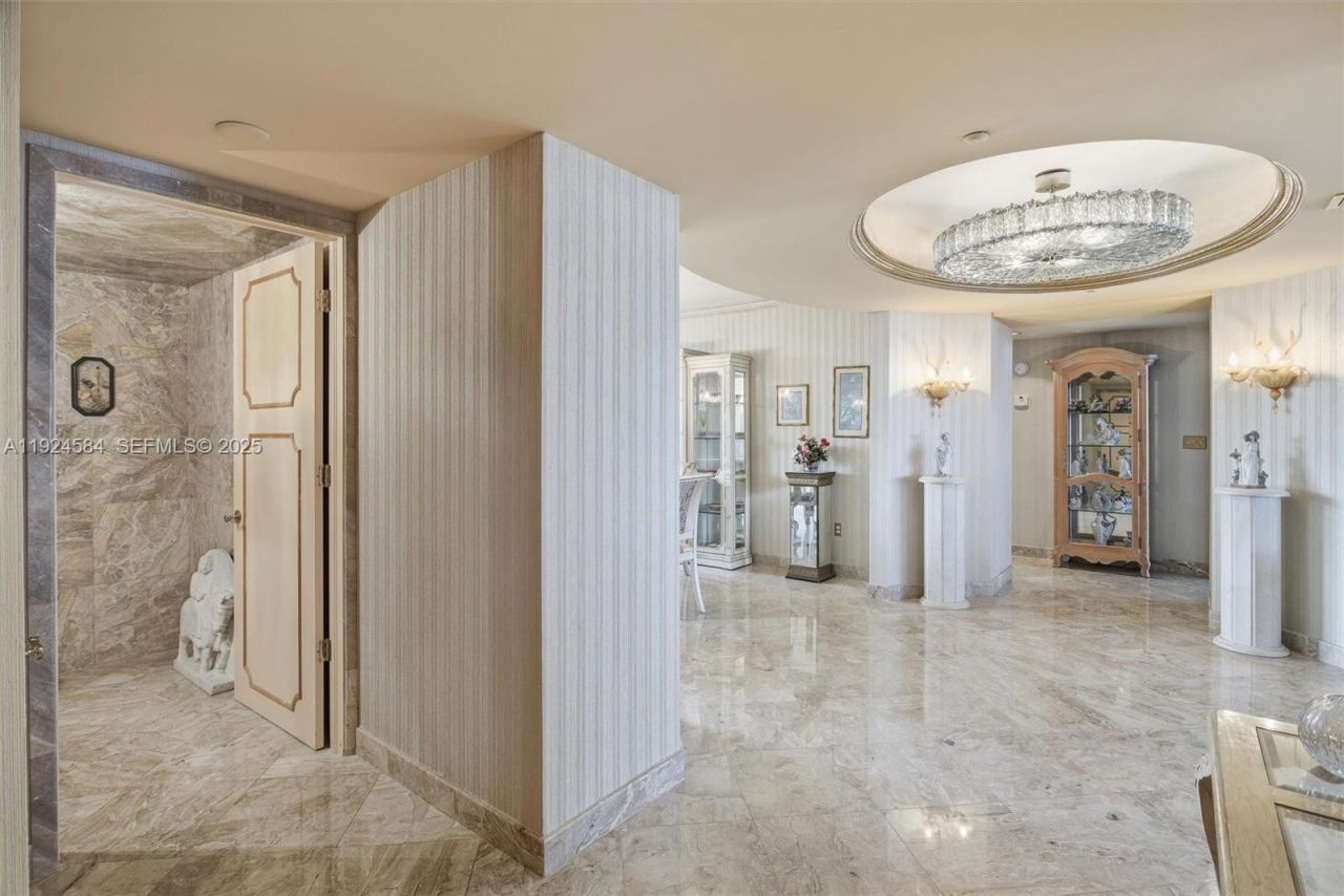 19111 Collins Ave, Unit 505, Sunny Isles Beach, FL 33160 Photo