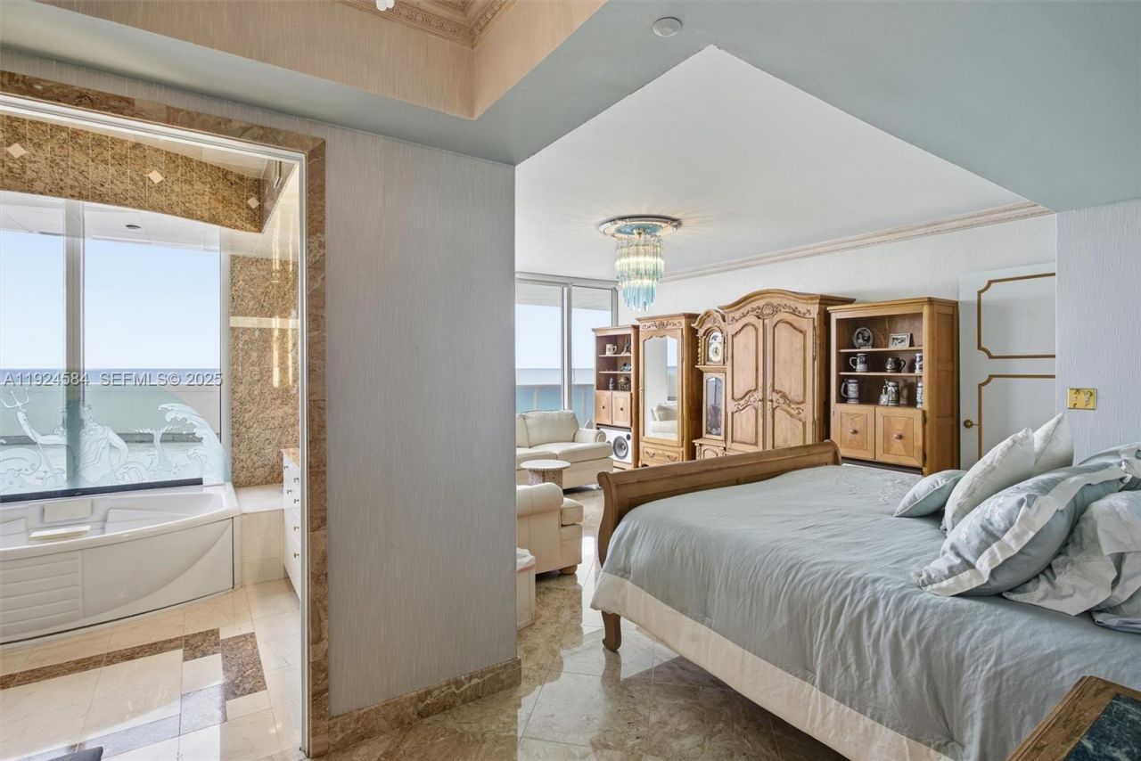 19111 Collins Ave, Unit 505, Sunny Isles Beach, FL 33160 Photo