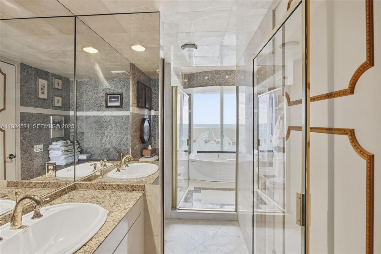 19111 Collins Ave, Unit 505, Sunny Isles Beach, FL 33160 Photo