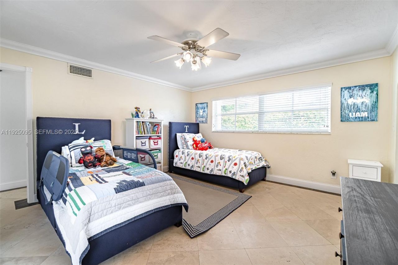 14644 SW 83rd Ct, Palmetto Bay, FL 33158 Photo