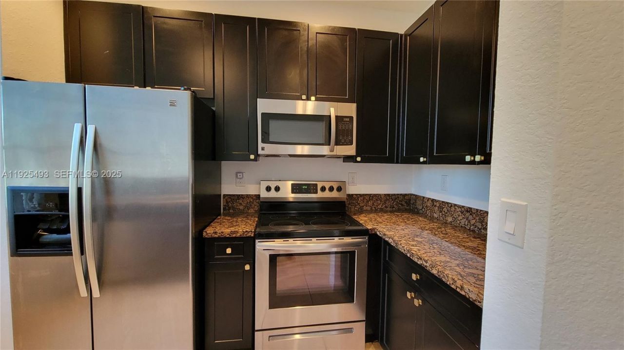 12600 SW 50th Ct, Unit 437, Miramar, FL 33027 Photo