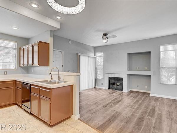 2201 Ramsgate Drive , Unit 911, Henderson, NV 89074