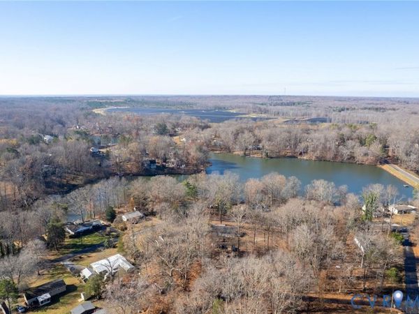 2134 Lakeview Drive, Powhatan, VA 23139