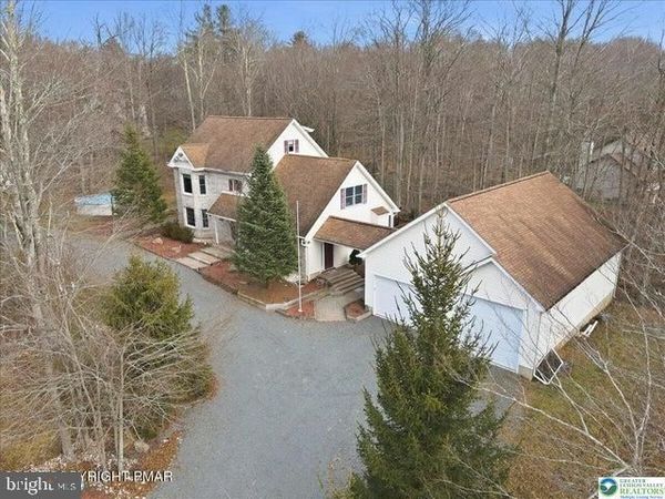 322 SCENIC DRIVE, BLAKESLEE, PA 18610