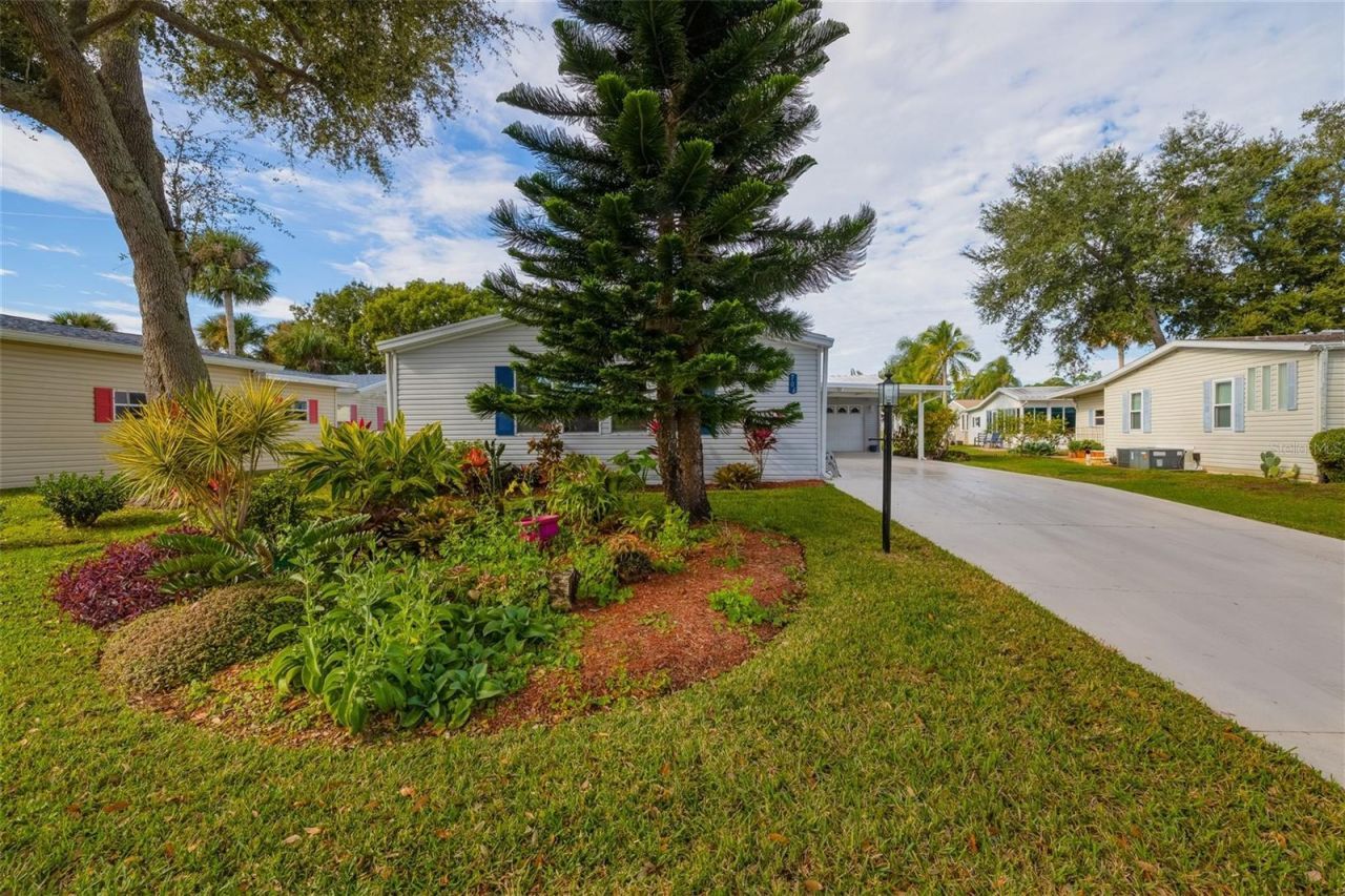 706 E Starboard Avenue, Edgewater, FL 32141 Photo