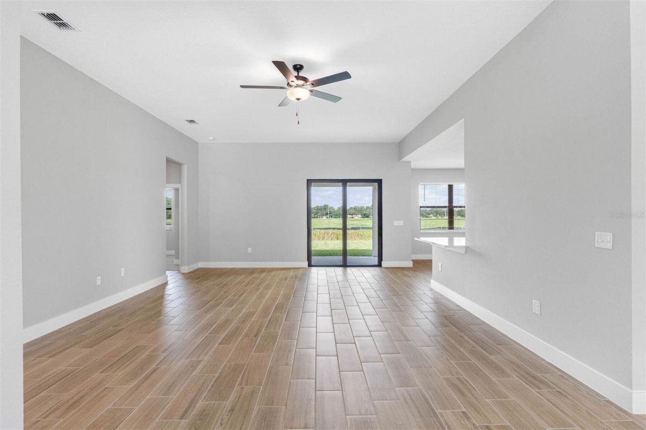 13501 Walden Sheffield Road, Dover, FL 33527 Photo