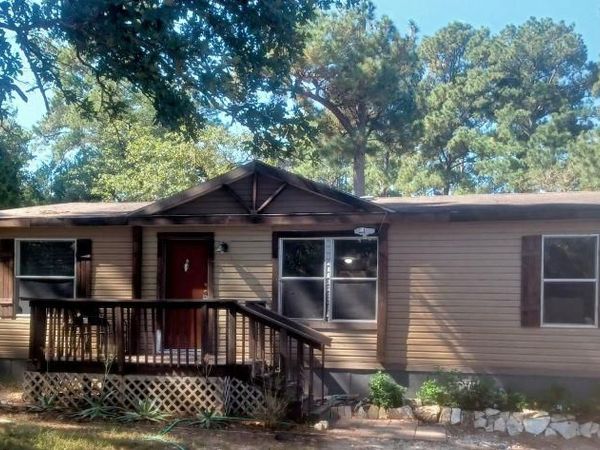 172 Pine Canyon DR, Smithville, TX 78957