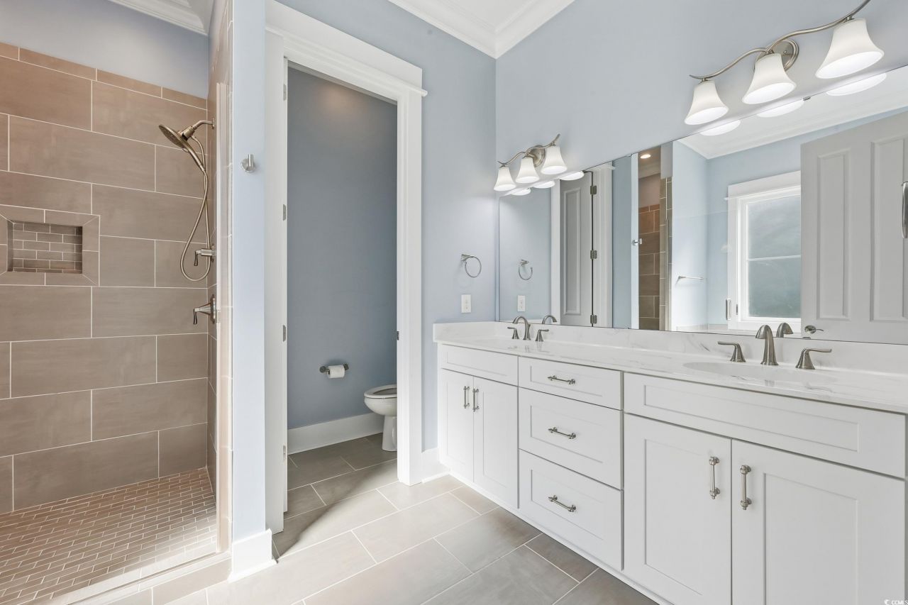 202 Spreading Oak Dr. Photo 16