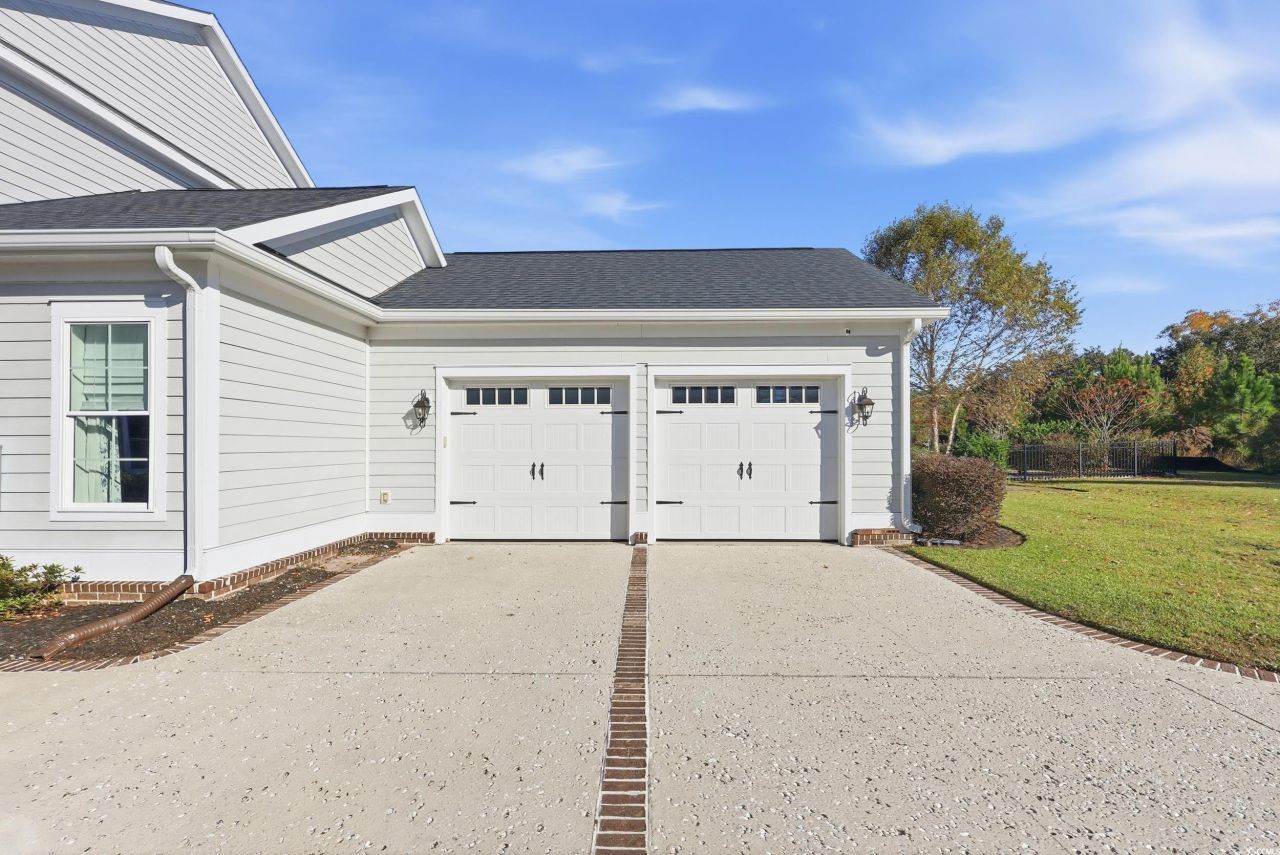 202 Spreading Oak Dr. Photo 26