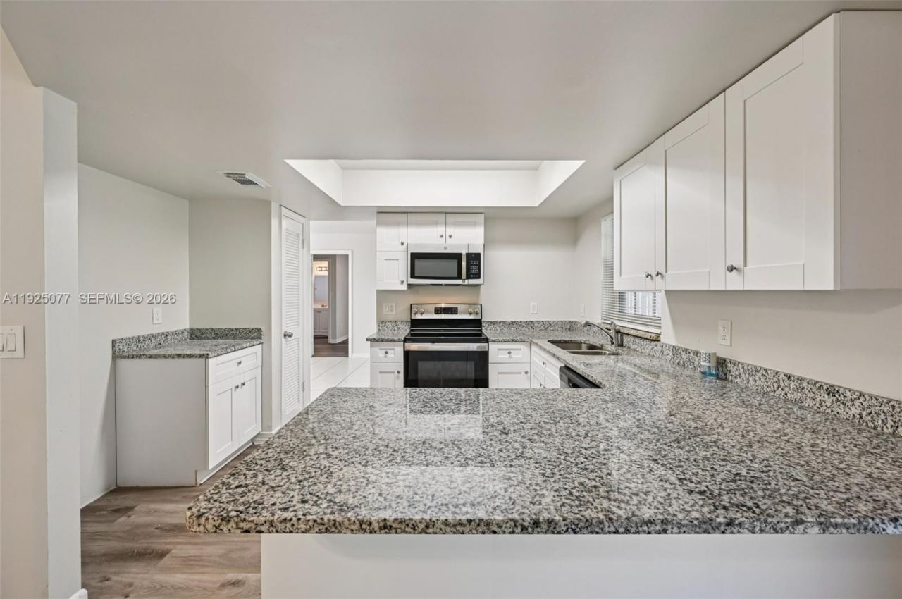 1061 SW Sudder Ave, Port Saint Lucie, FL 34953 Photo