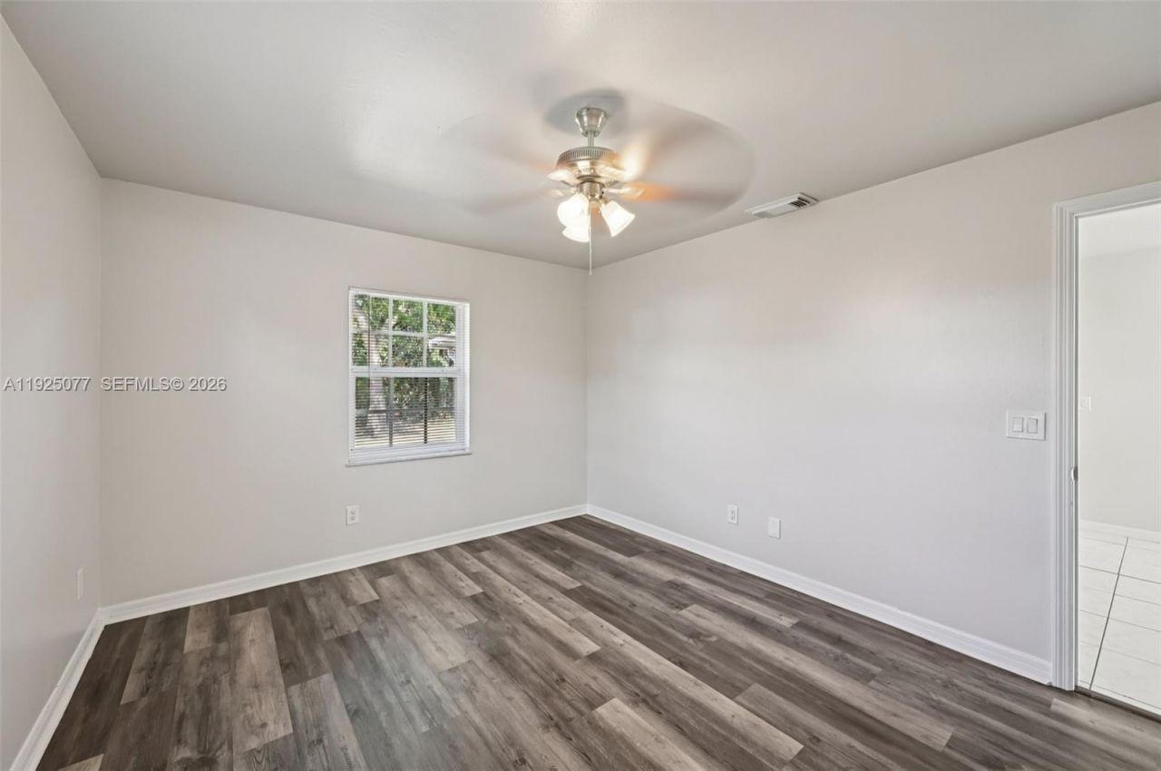 1061 SW Sudder Ave, Port Saint Lucie, FL 34953 Photo