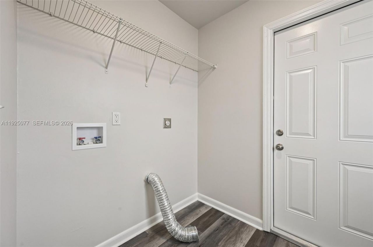 1061 SW Sudder Ave, Port Saint Lucie, FL 34953 Photo