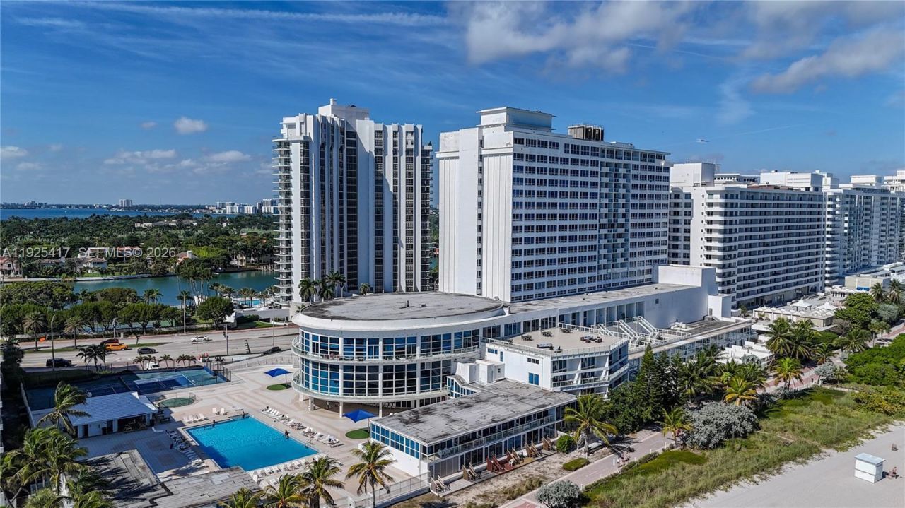 5445 Collins Ave, Unit 1504, Miami Beach, FL 33140 Photo