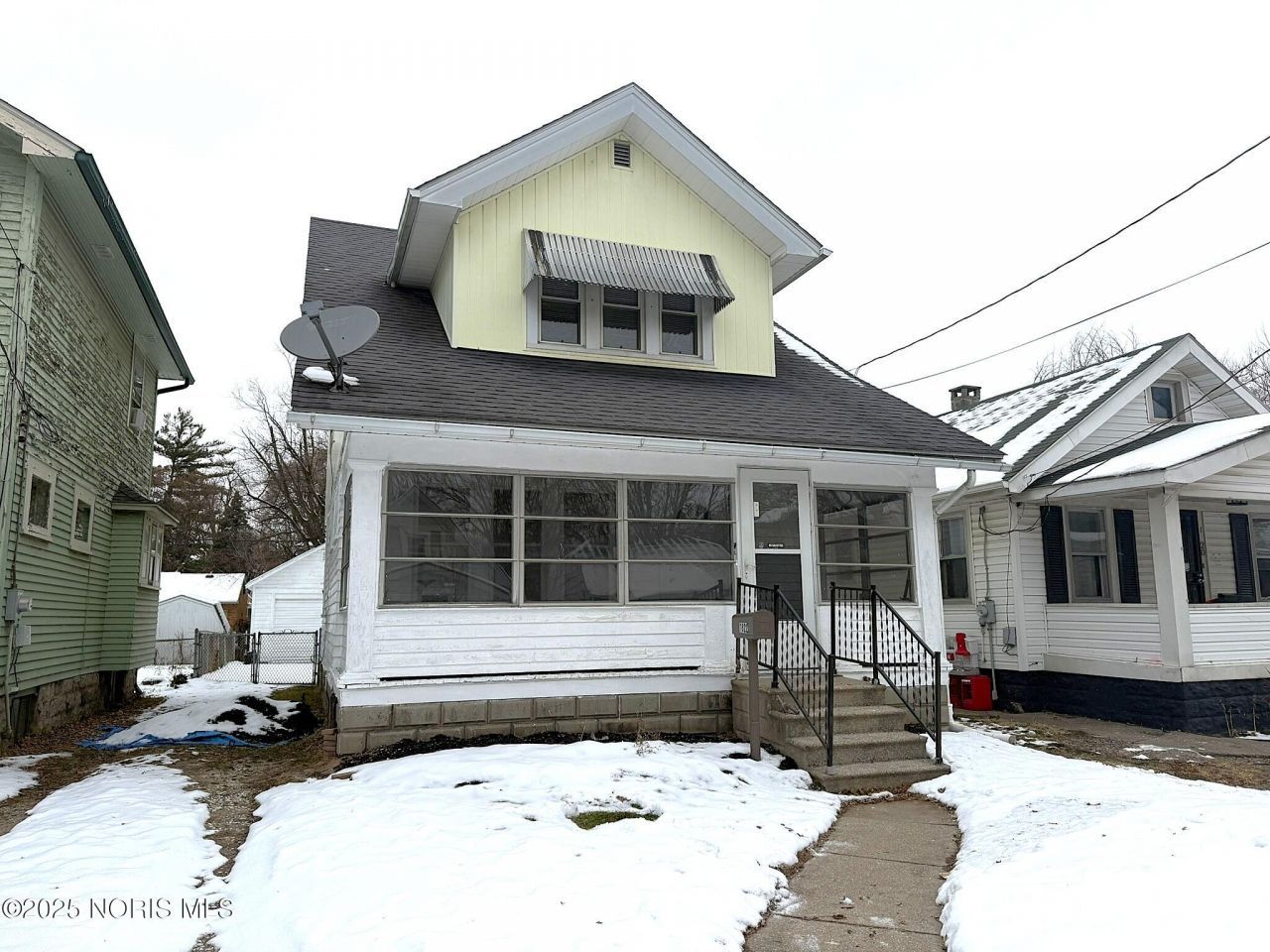 1822 Stahlwood Avenue, Toledo, OH 43613 Main Photo