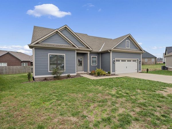 3239 Clover Field Court, Bowling Green, KY 42101