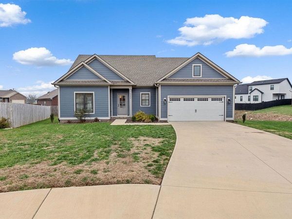 3239 Clover Field Court, Bowling Green, KY 42101