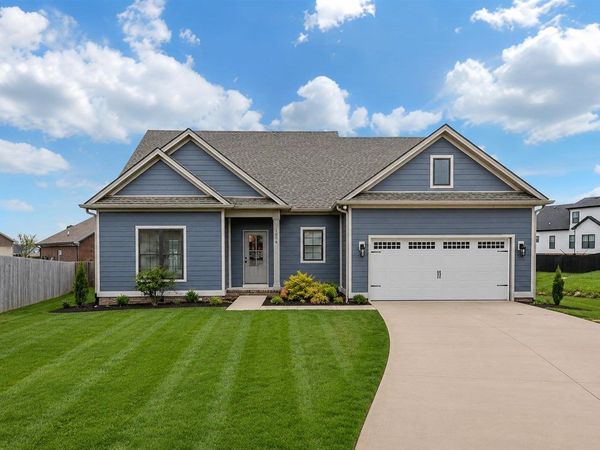 3239 Clover Field Court, Bowling Green, KY 42101