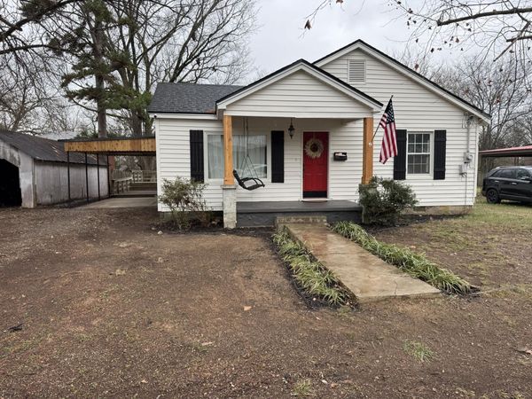 251 W Mark Street, Batesville, AR 72501