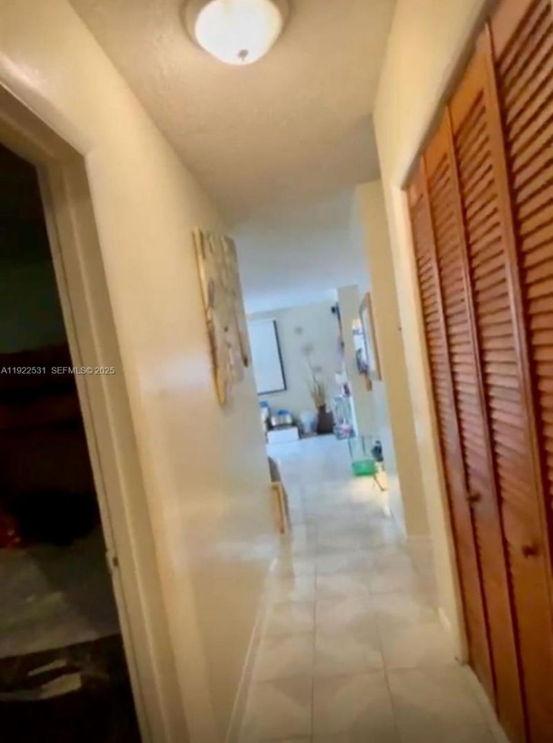 1225 NW 189th Ter, Miami Gardens, FL 33169 Photo