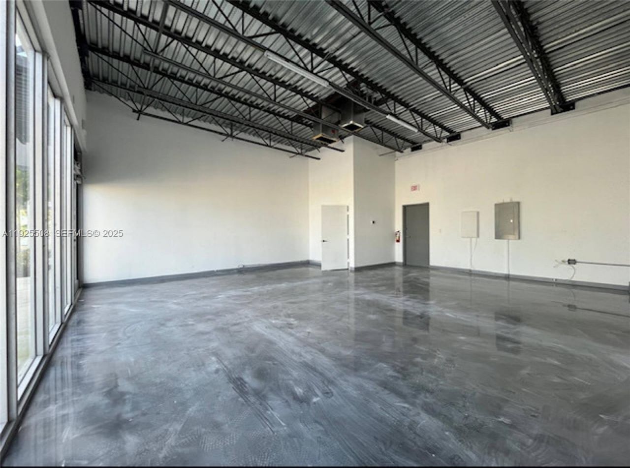 4250 W Hallandale Beach Blvd, Unit 1, Pembroke Park, FL 33023 Photo