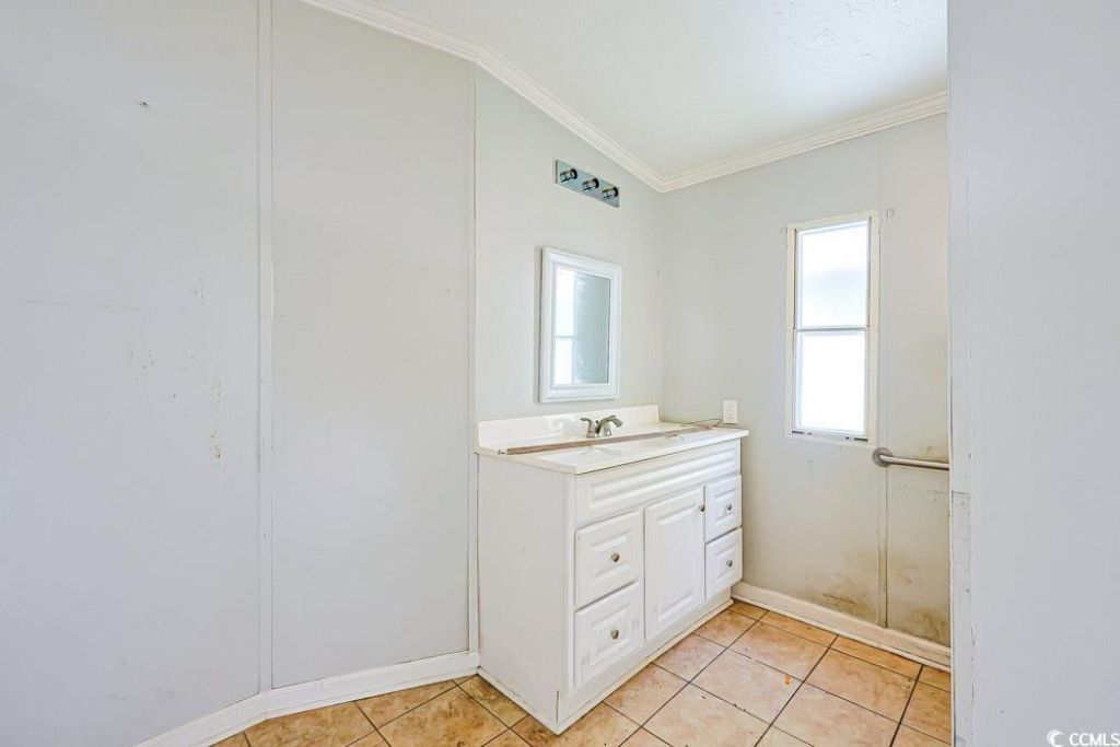 175 Darlene Dr. Photo 16