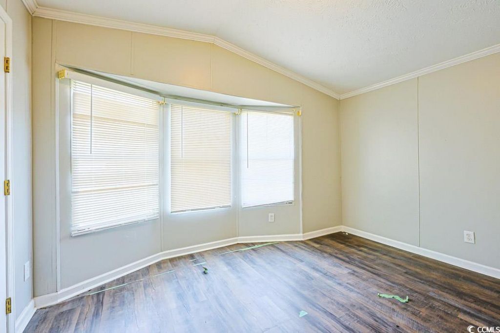 175 Darlene Dr. Photo 17