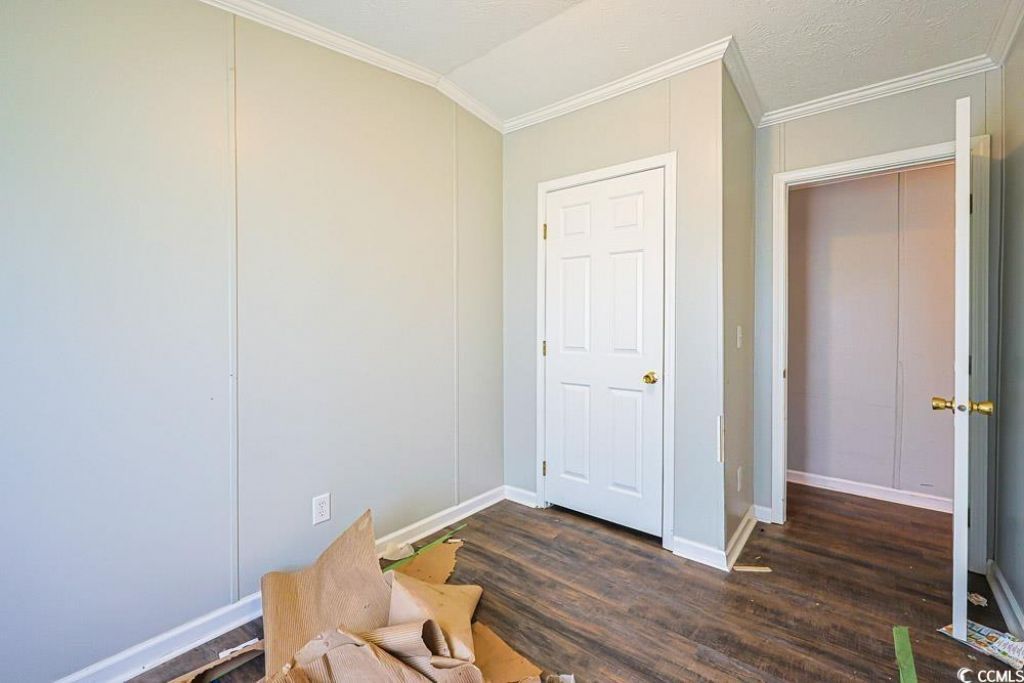 175 Darlene Dr. Photo 23