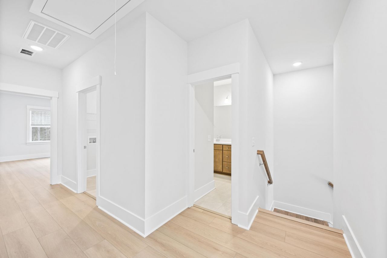 709 Twinflower Lane Photo 29