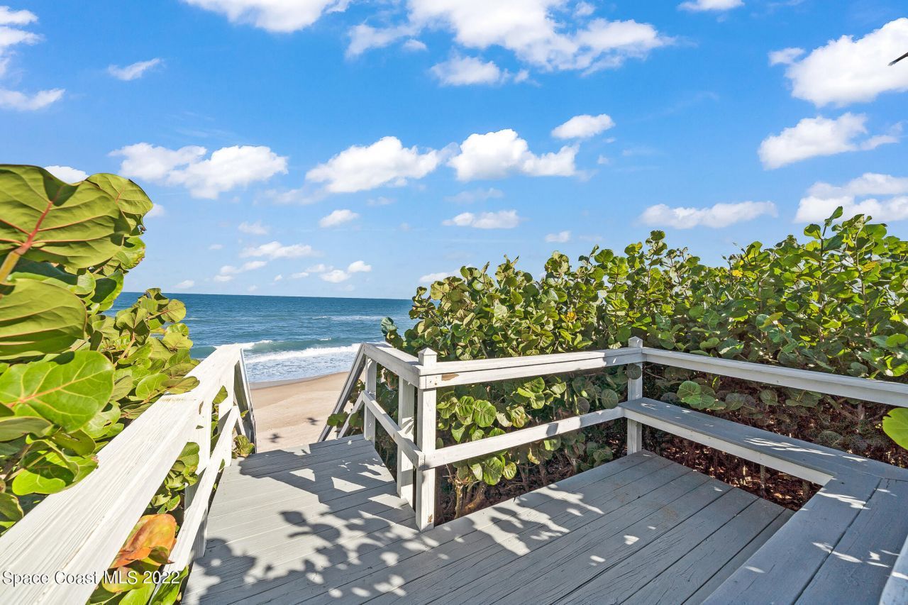 5085 S Hwy A1a, Melbourne Beach, FL 32951 Photo