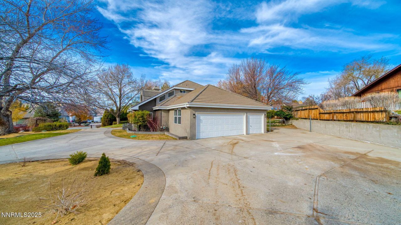 5700 E Hidden Valley Drive, Reno, NV 89502 Photo