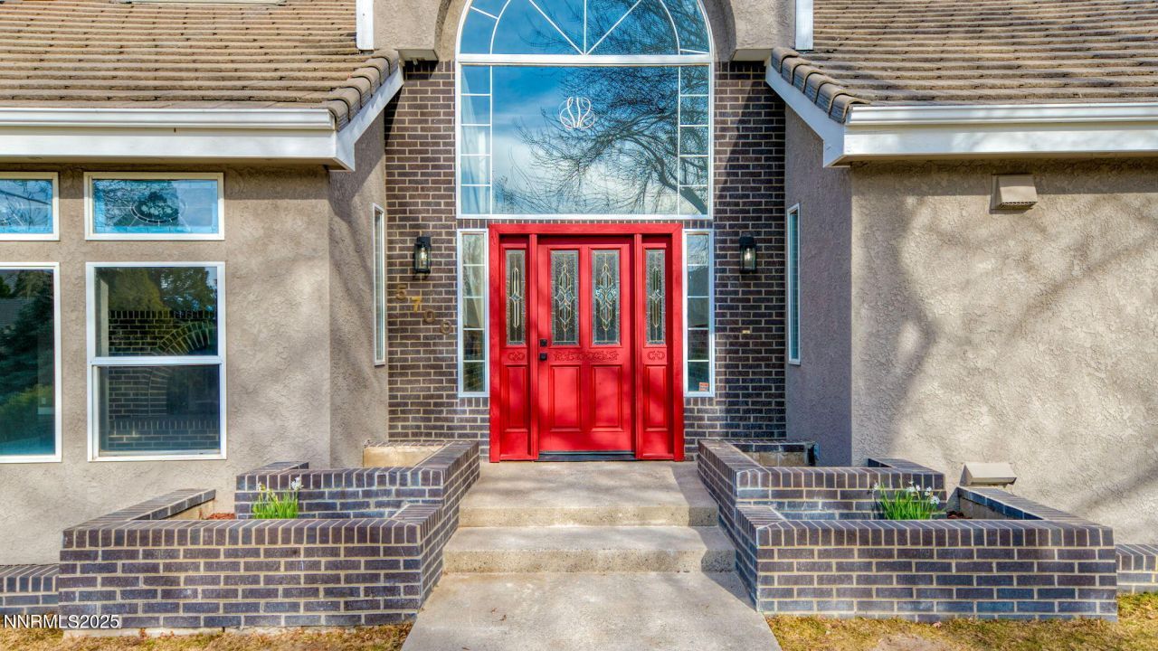 5700 E Hidden Valley Drive, Reno, NV 89502 Photo