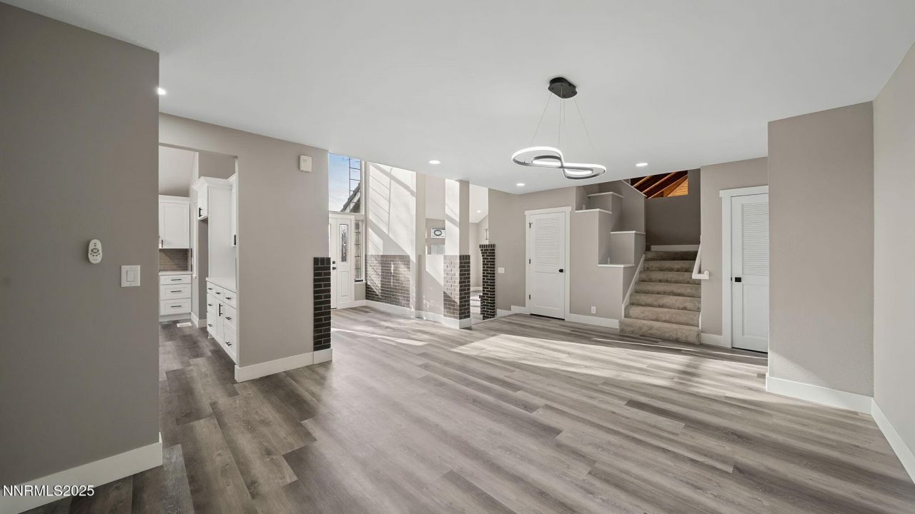 5700 E Hidden Valley Drive, Reno, NV 89502 Photo