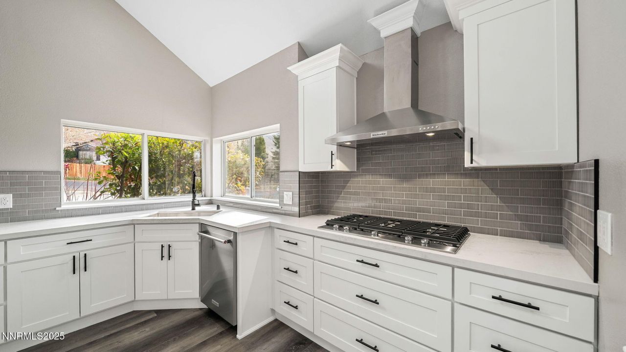 5700 E Hidden Valley Drive, Reno, NV 89502 Photo