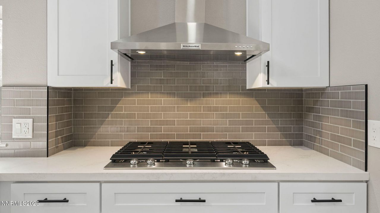 5700 E Hidden Valley Drive, Reno, NV 89502 Photo