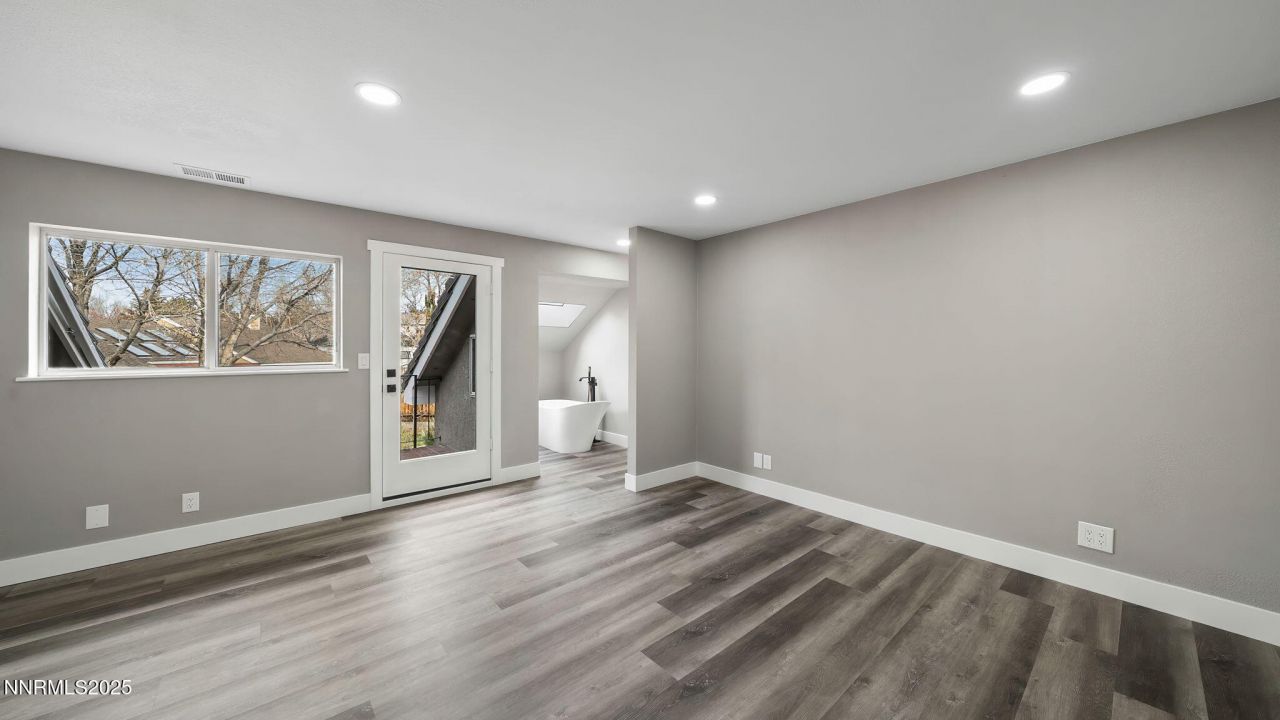 5700 E Hidden Valley Drive, Reno, NV 89502 Photo