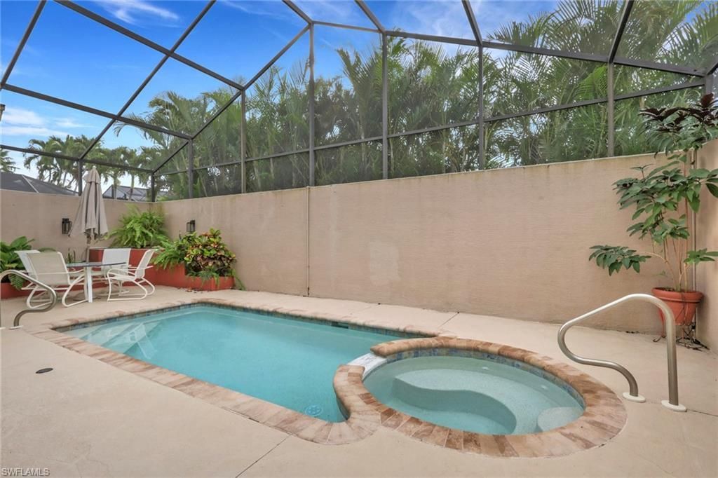 9519 Mariners Cove Ln S, Fort Myers, FL 33919 Photo