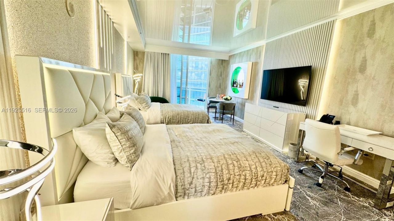 18001 Collins Ave, Unit 2512, Sunny Isles Beach, FL 33160 Photo