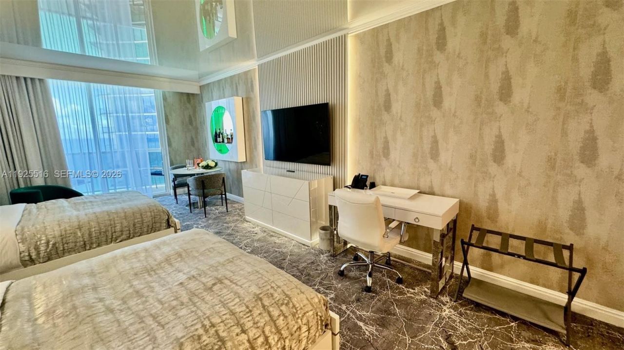 18001 Collins Ave, Unit 2512, Sunny Isles Beach, FL 33160 Photo